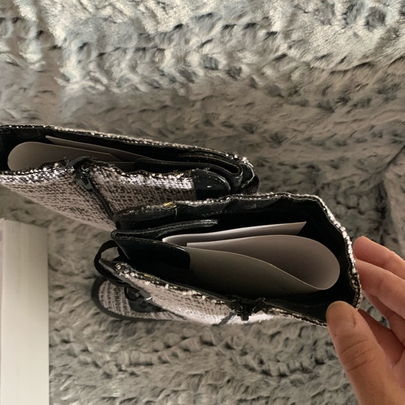 Sneaker Boot - Picture 6 of 7